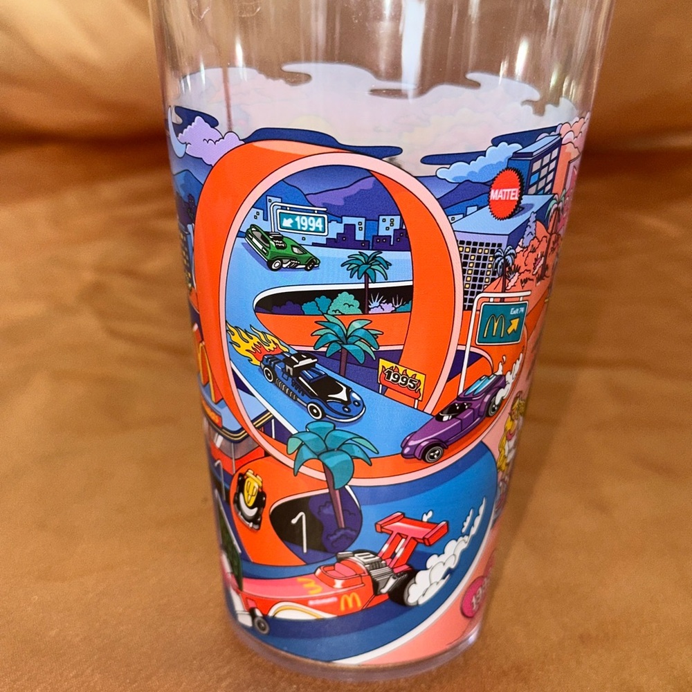 Colorful Illustrated Glass Tumblers Set McDonald’s collection - Picture 9 of 14